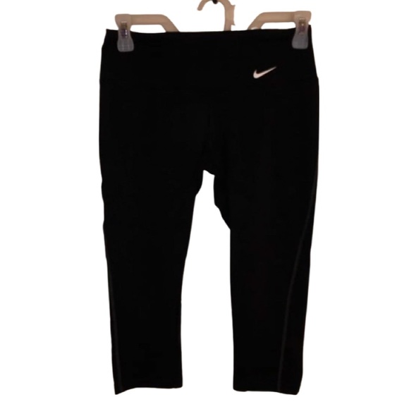 Nike Pants - Nike Capri Yoga Leggings Dri-Fit Black